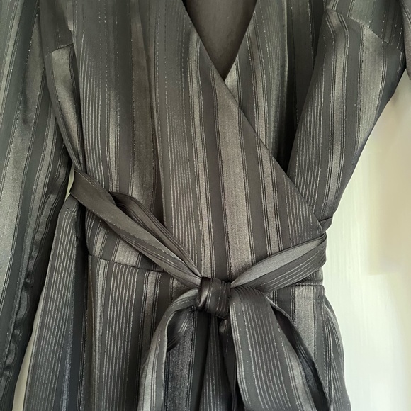 Tart Collection Black wrap around dress Size Small w/ tags - Picture 3 of 4